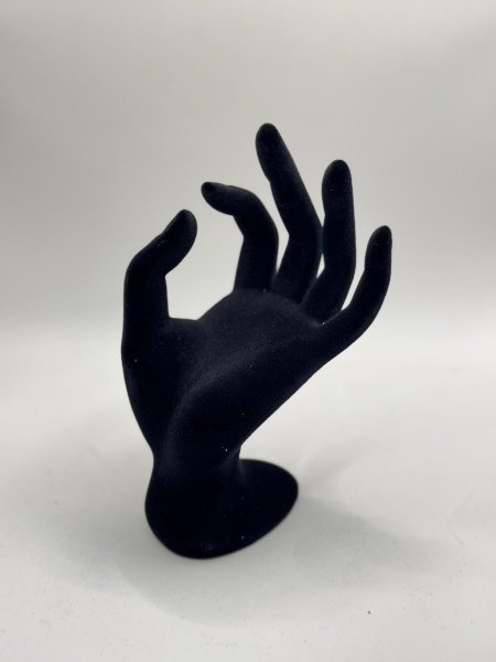 ايد جبصين مخمل